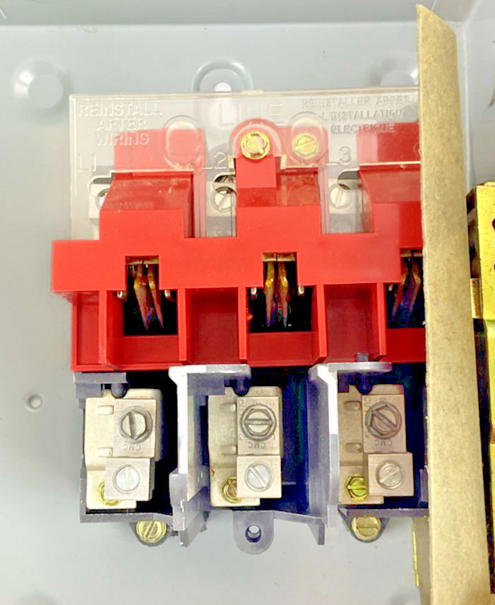 CUTLER HAMMER DH362UGK-RS HEAVY DUTY SAFETY SWITCH 60A 600V 3P NON FUSIBLE TYPE1