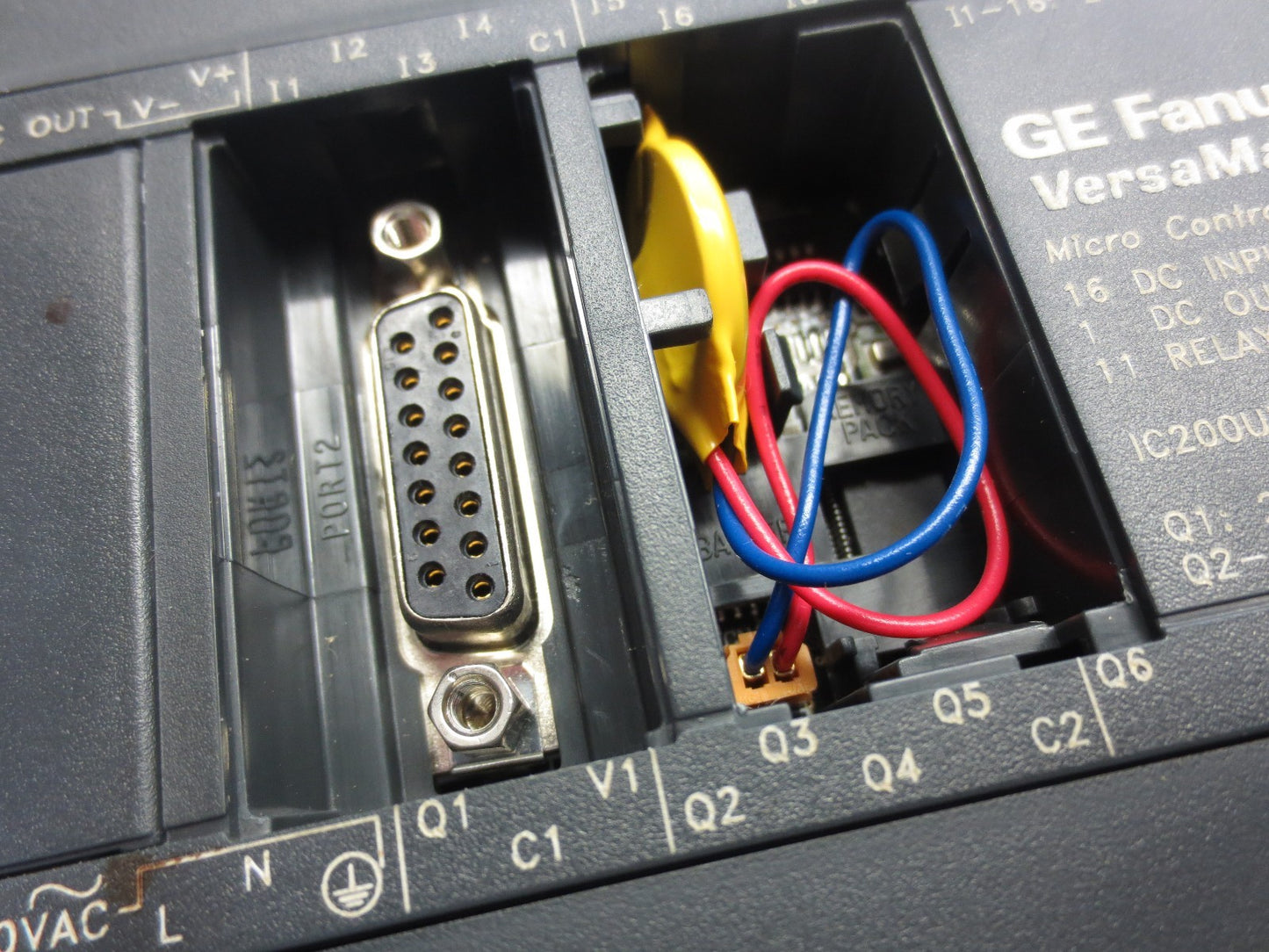 GE FANUC IC200UDR005-BG VERSAMAX MICRO CONTROLLER 24VDC