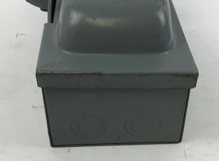 SQUARE D H-221 SAFETY SWITCH SER.A2 30A 240VAC/250VDC 5HP