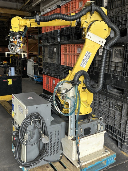 FANUC M710iC/70 ROBOT FOUNDRY PRO & R30iB CONTROLLER **ONLY 42 HOURS!!!**