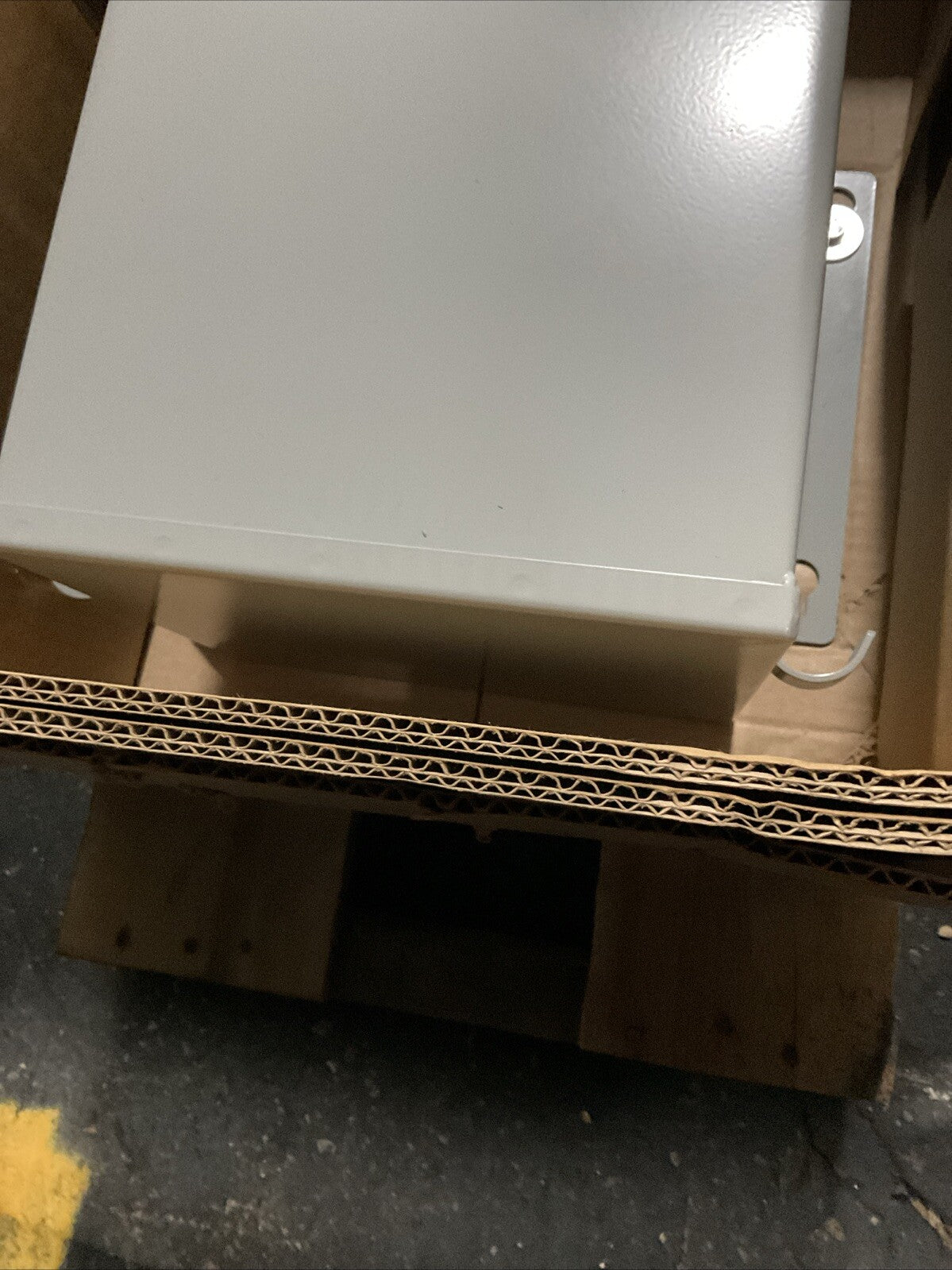 EMERSON HEVI-DUTY HZ12-3000 TRANSFORMER PRI VOLTS 240X180 SEC VOLTS 120 1PH 3KVA