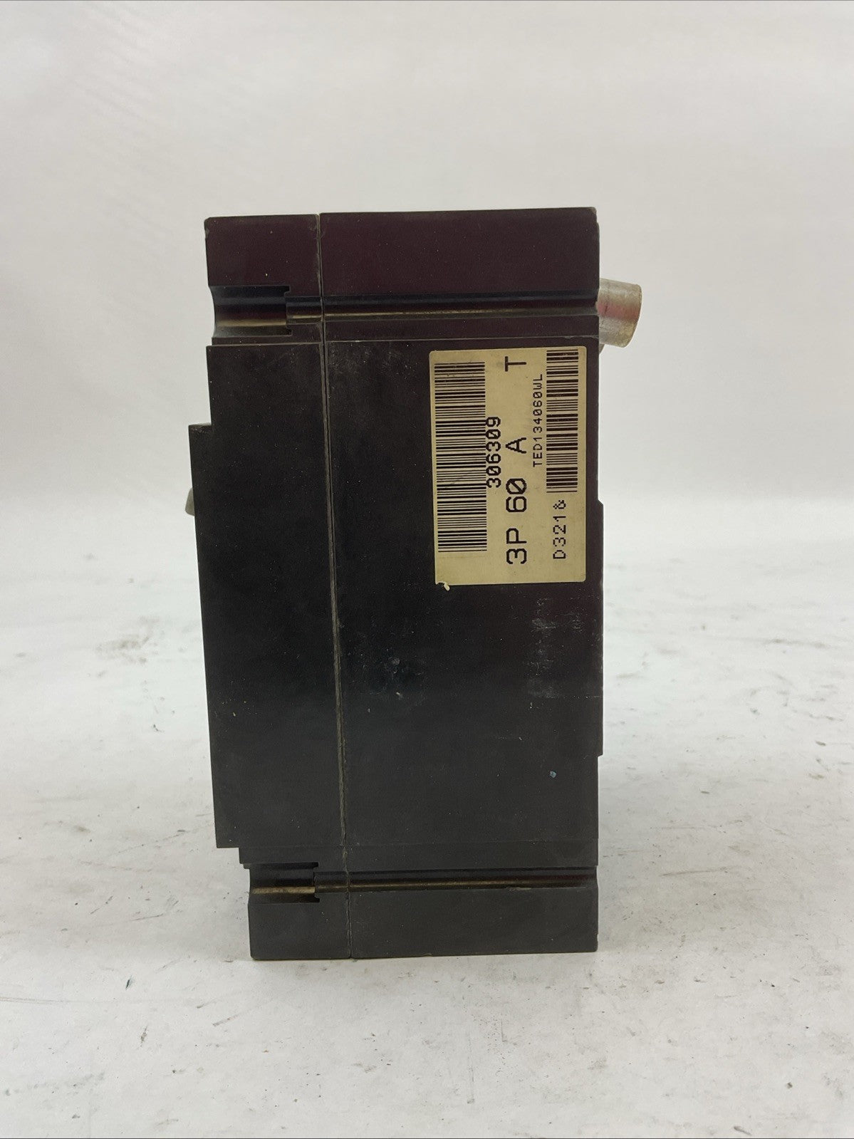 GE TED134060WL INDUSTRIAL CIRCUIT BREAKER 60AMP 480VAC 250VDC 3POLE
