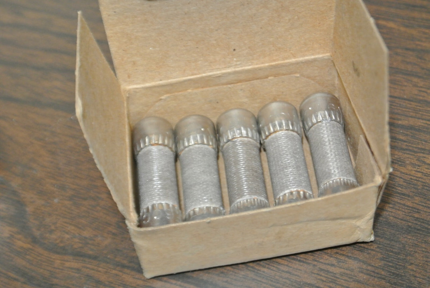 LOT of 5 / BUSS / BUSSMANN F60C500V6A FUSES / 6A / 500VAC