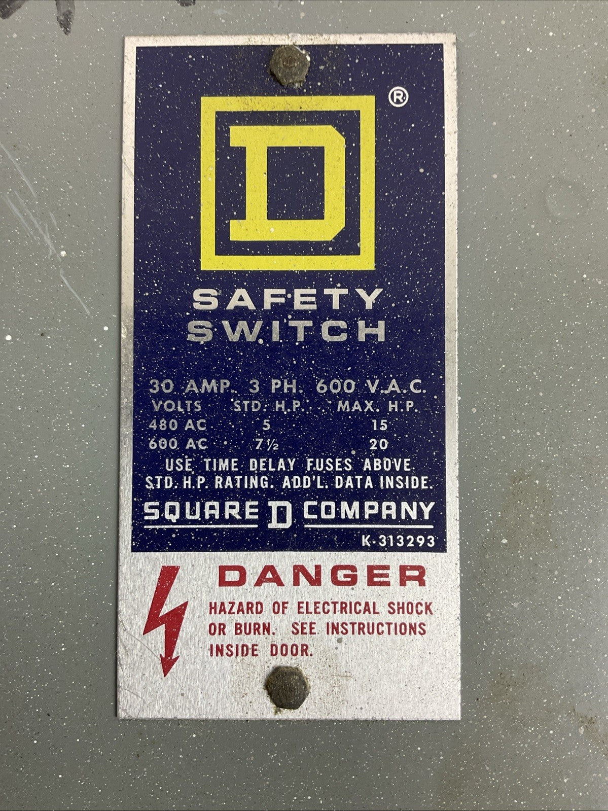 SQUARE D H361 SERIES E1 30AMP 600VAC 3PH 20HP 600VDC 15HP FUSIBLE SAFETY SWITCH