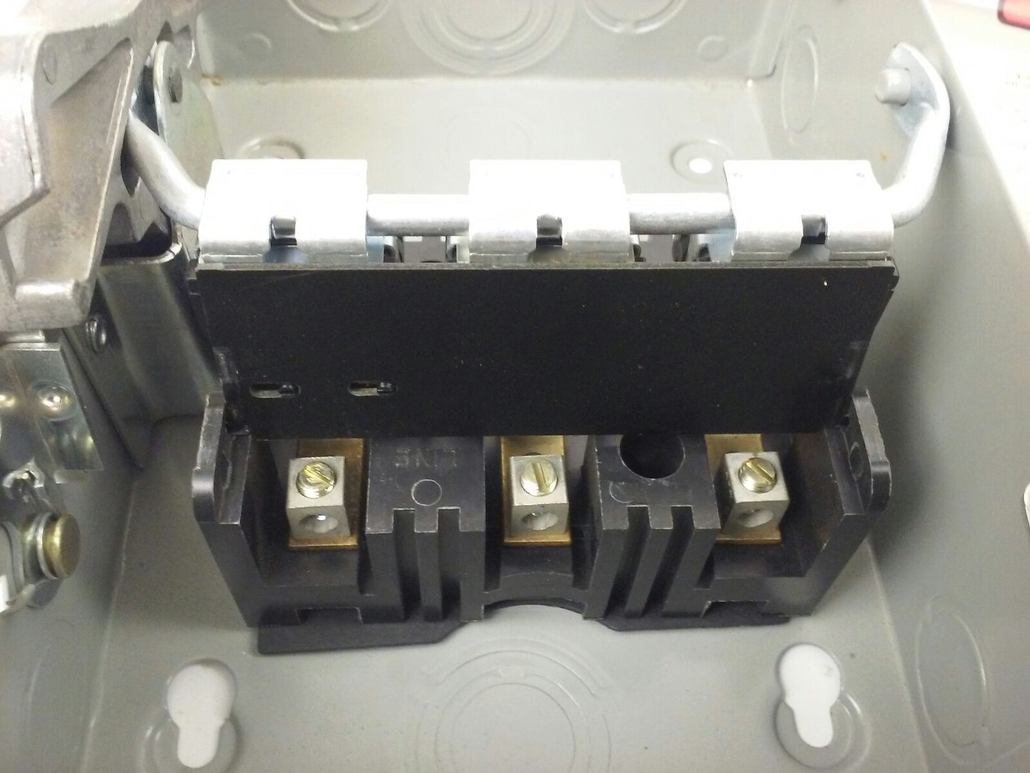 SIEMENS I-T-E NF351 H.D. ENCLOSED SWITCH, 30A, 3PH, 600V, TYPE 1 INDOOR, NEW
