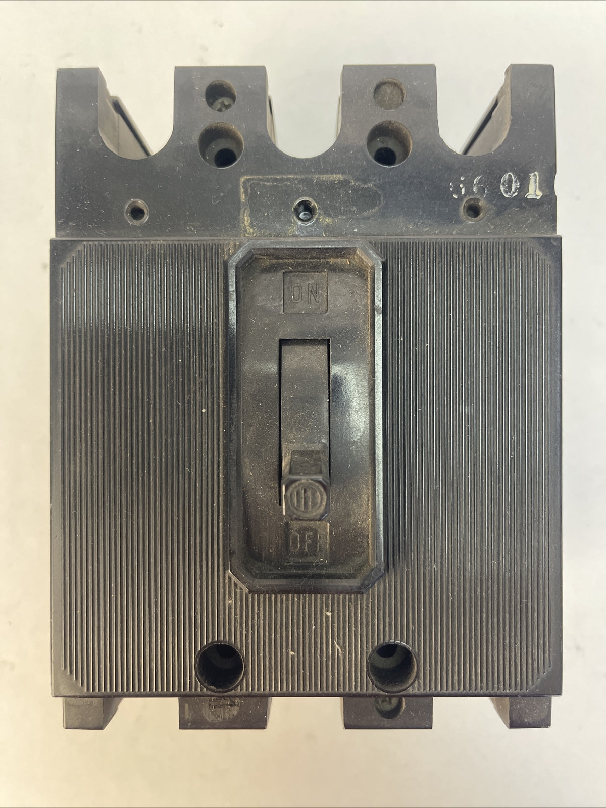 ITE/SIEMENS EE3-B020 CIRCUIT BREAKER 3POLE 20AMP 125/250VDC 240VAC