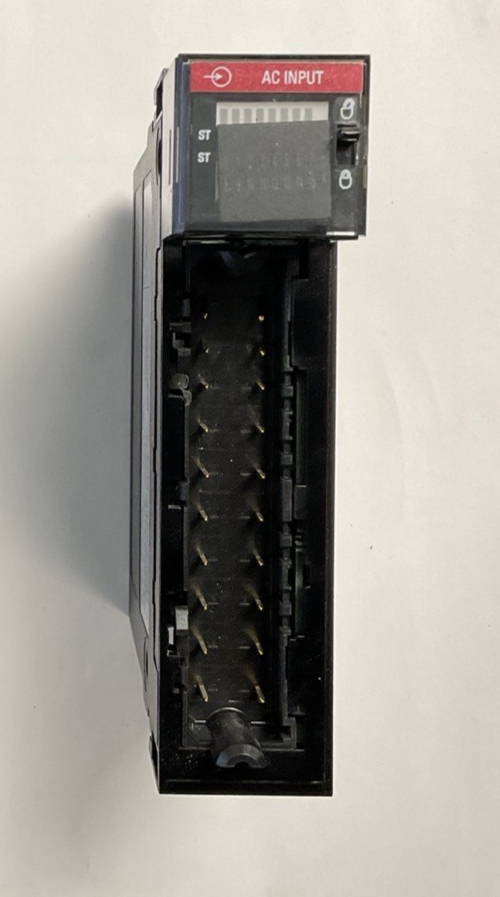 ALLEN BRADLEY 1756-IA16 CONTROLLOGIX 16 POINT D/I MOD. SER.A 24VDC W/O TERMINALS