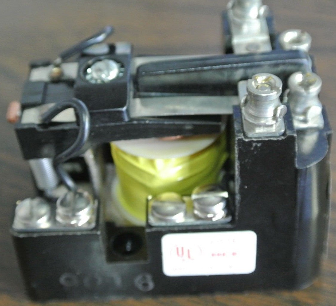 ARROW HART / COOPER MR2TU20 MR RELAY, 2 POLE, OPEN & CLOSED / 110V- NEW SURPLUS