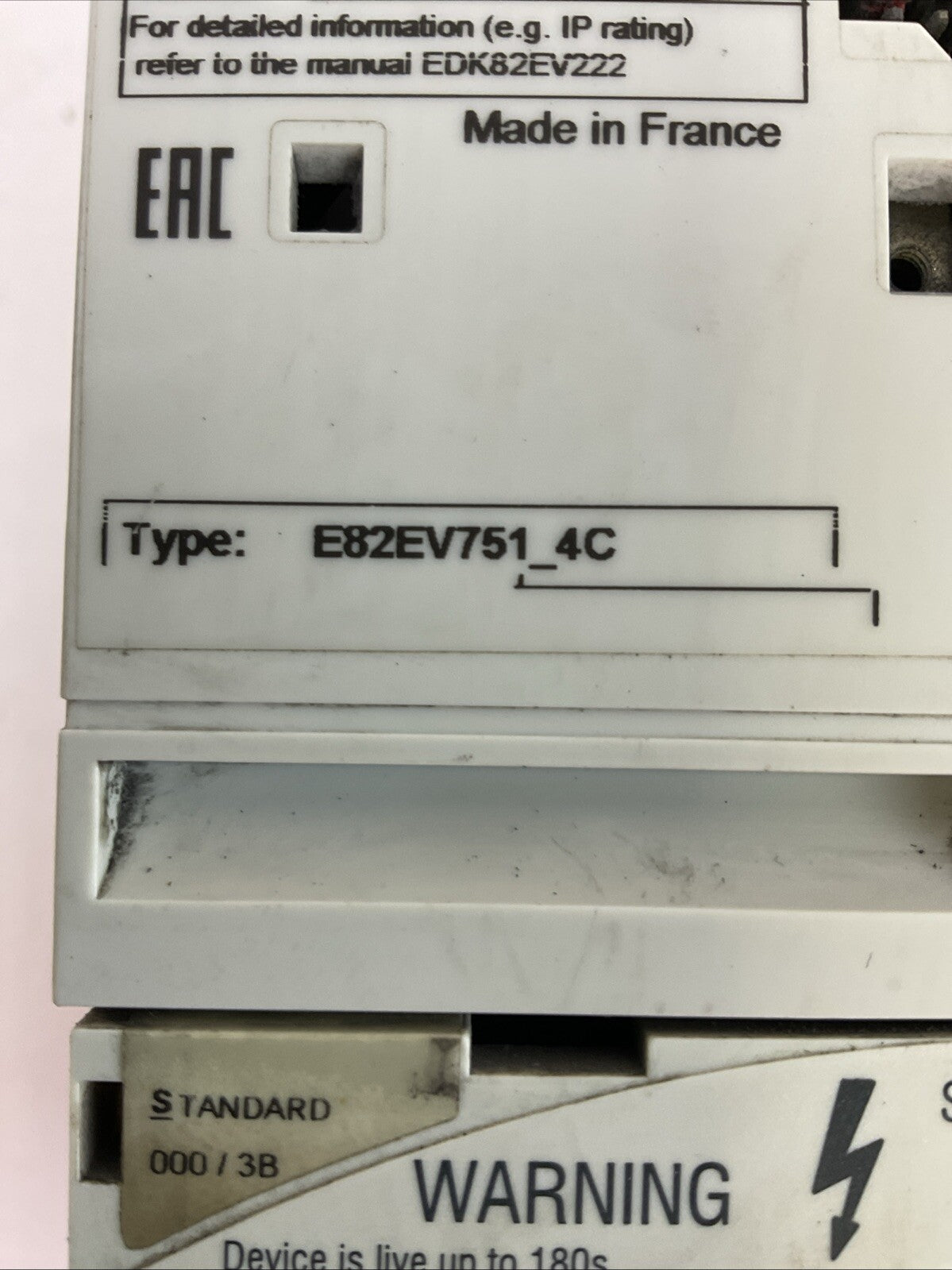 LENZE E82EV751-4C INVERTER OUTPUT 0-400/500VAC 2.4/1.9A 0.75kW/1HP D-31855
