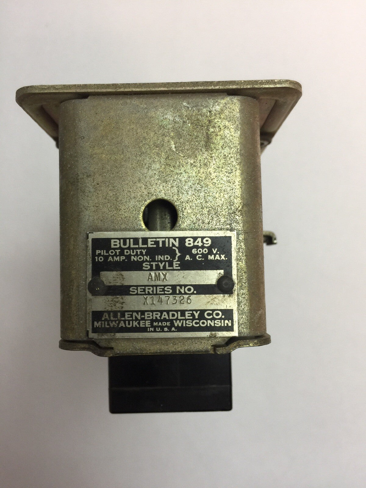 ALLEN BRADLEY 849AMX PNEUMATIC TIMING RELAY 600VAC 10A PILOT DUTY COIL 480V 60CY