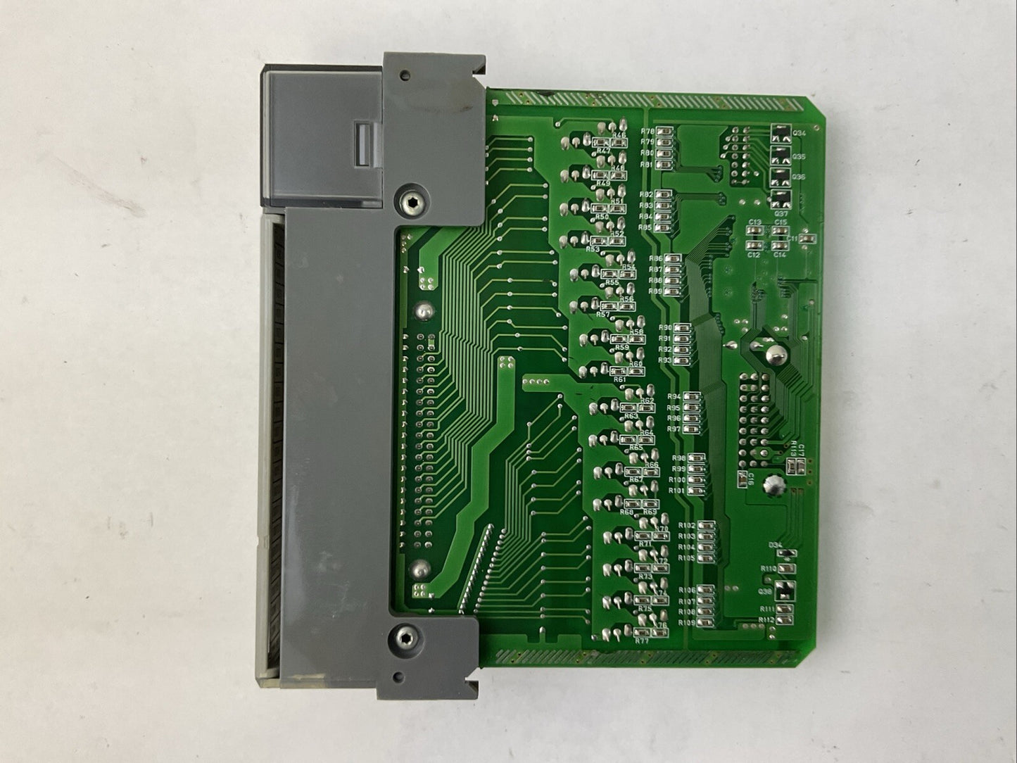 ALLEN BRADLEY 1746-OB32 SER D SLC 500 OUTPUT MODULE