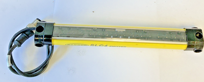 BANNER SLC4E14-160P4 EMITTER 24VDC W/ SLC4R14-160P4 RECIEVER 24VDC 0.1-2M