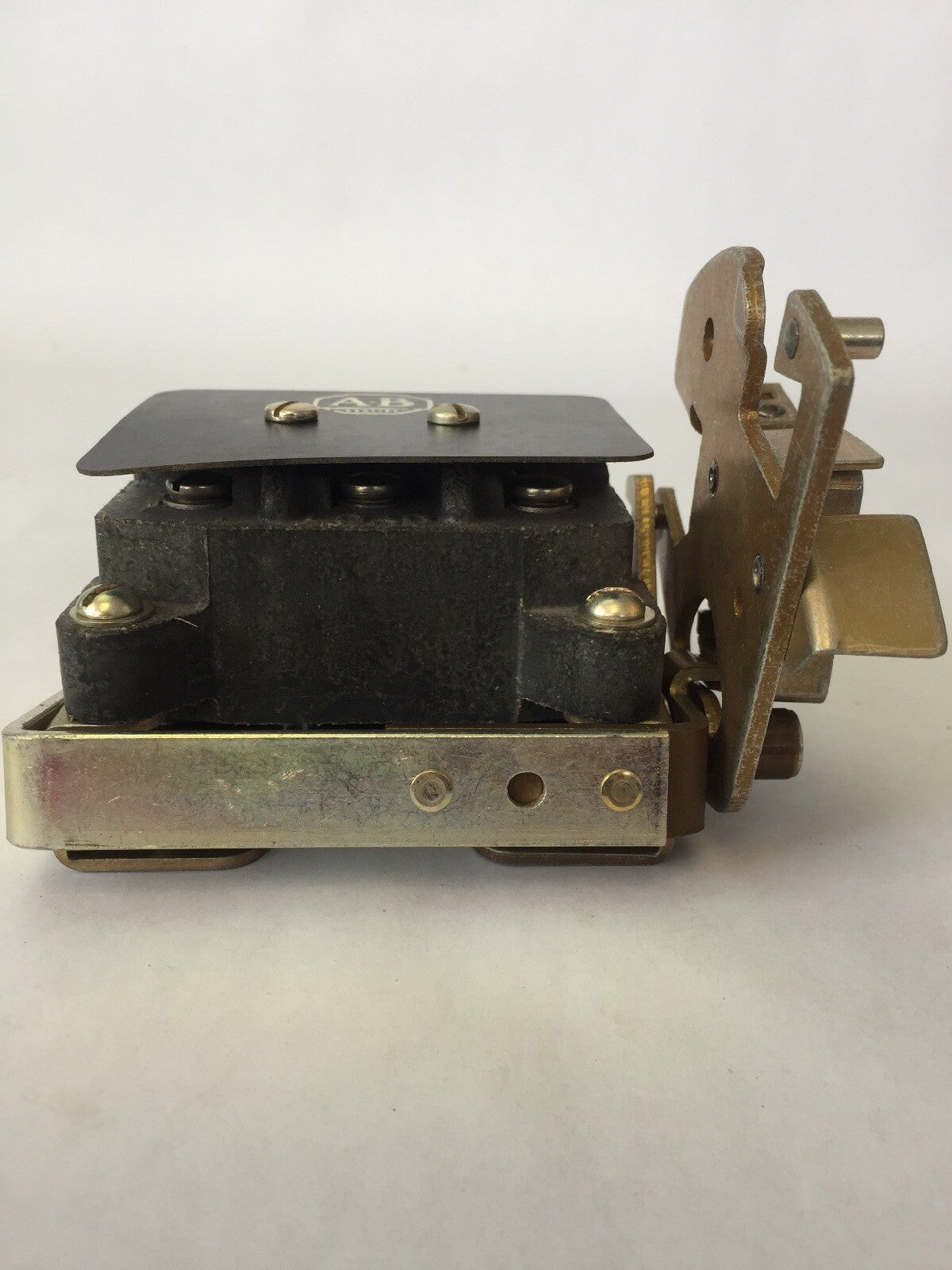 ALLEN BRADLEY X-66704 DISCONNECT SWITCH SIZE 1