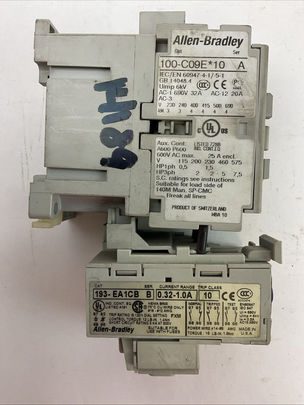 ALLEN BRADLEY STARTER (100-C09E*10 COIL 24VDC + 193-EA1CB 0.32-1.0A)
