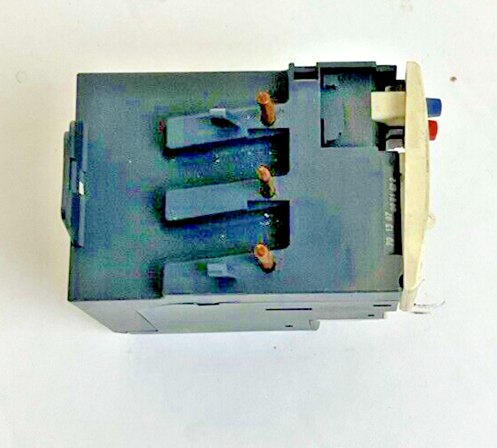 SCHNEIDER ELECTRIC LRD 08 CONTACTOR 2.5-4A 690V 50/60HZ ***LOTOF3***