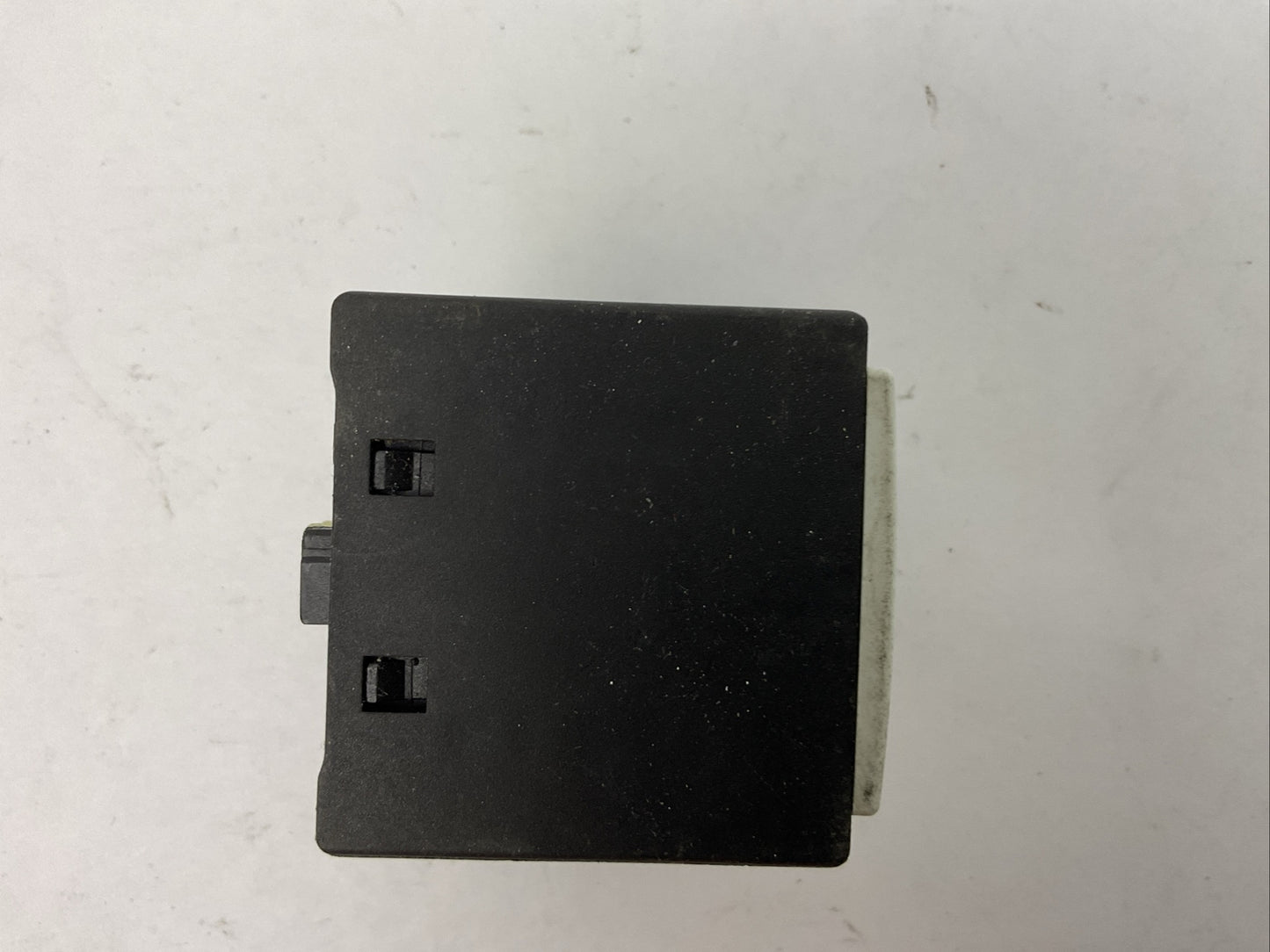 SIEMENS 3RH1911-1FA11 AUXILIARY CONTACT BLOCK 10A 240V GEN. USE (LOT OF 3)