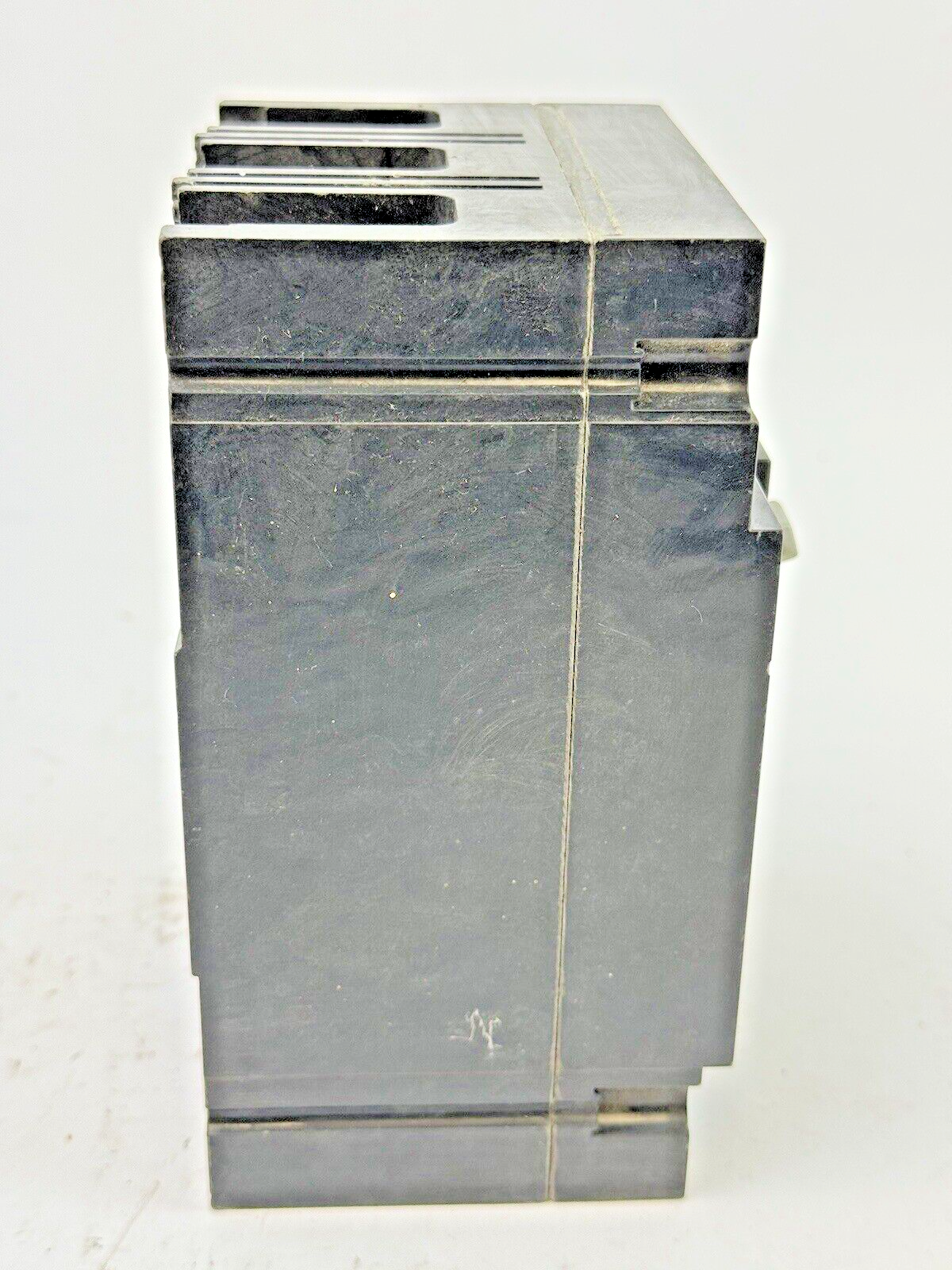 GE - TEB132060 - INDUSTRIAL CIRCUIT BREAKER  - 60 A, 240 VAC, 250 VDC, 3 POLE