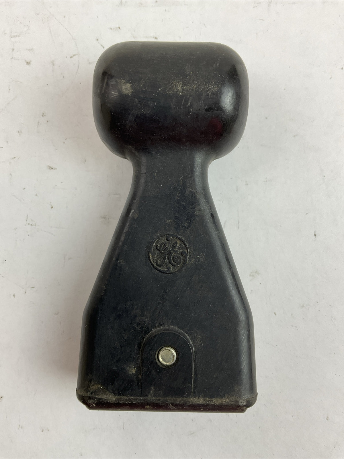 GE CIRCUIT BREAKER HANDLE EXTENSION CAT?? MODEL??