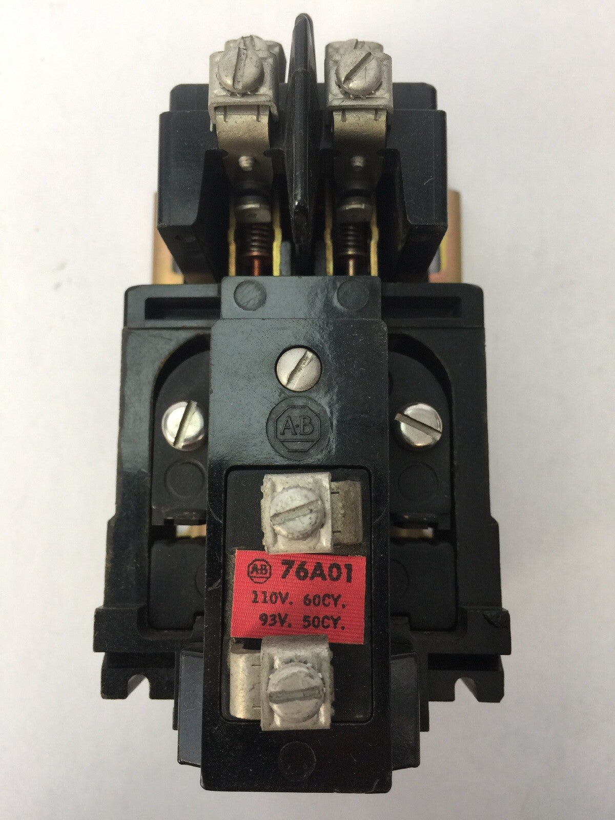 ALLEN BRADLEY 700BR200A1 RELAY 600VAC 10AMP NON-INDUCTIVE 76A01 COIL 110V 60CY