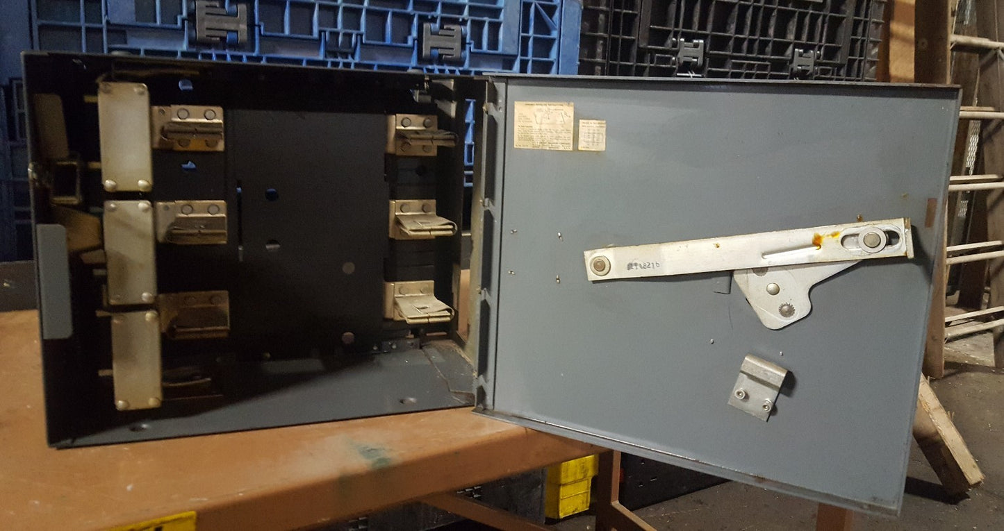 ITE CLAMPMATIC VACU-BREAK V7H3605MS 400 disconnect switch 3 POLE 600V