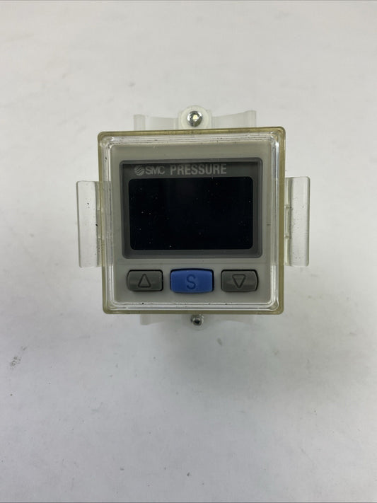 SMC ISE30A-01-C PRESSURE SWITCH 12-24VDC