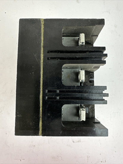 GE TEB132030 CIRCUIT BREAKER 240VAC 30A 3POLE