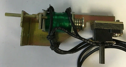 CUTLER HAMMER 2605D15G19 SHUNT TRIP.