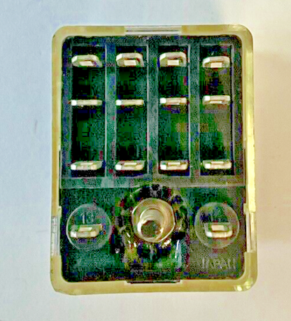 ALLEN BRADLEY 700-HC54Z24-4 RELAY SER.A 24VDC 1/10HP 1A 120V 50/60HZ**LOTOF3**