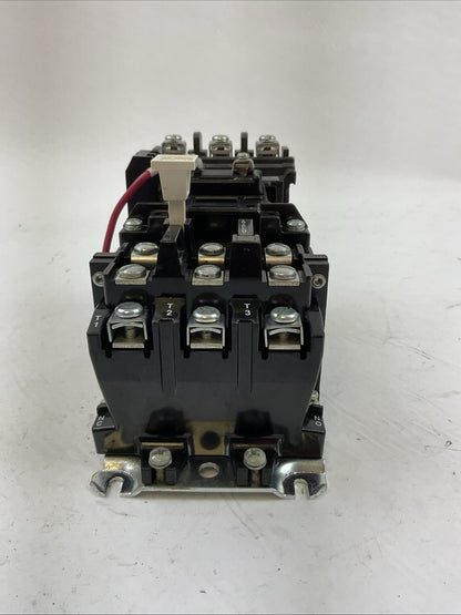 ALLEN BRADLEY STARTER 500F-BOD930 SER C 27A 600VAC 10HP COIL 115-120V 592-EUTB