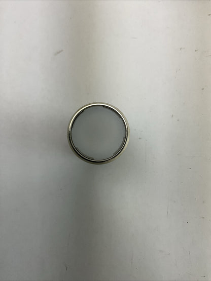 SIEMENS 3SB3 647-0AA61 WHITE ILLUMINATED PUSH BUTTON 24V