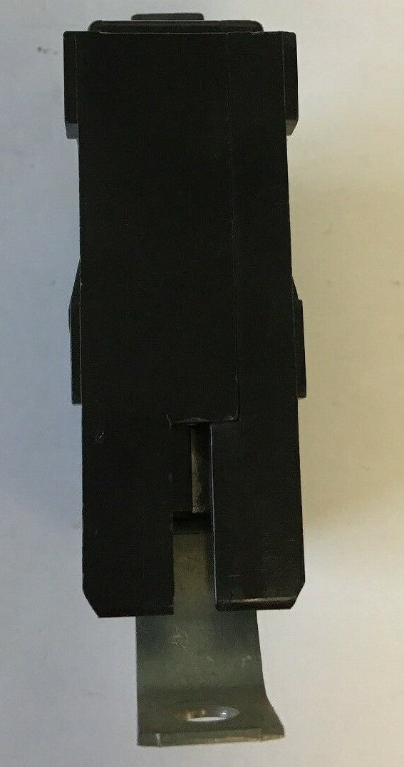 WESTINGHOUSE BAB1015 QUICKLAG 15AMP CIRCUIT BREAKER 120/240VAC***LOTOF5***