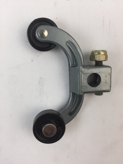 WESTINGHOUSE RRCS RR LIMIT SWITCH FORK LEVER WITH STAGGERED ROLLERS