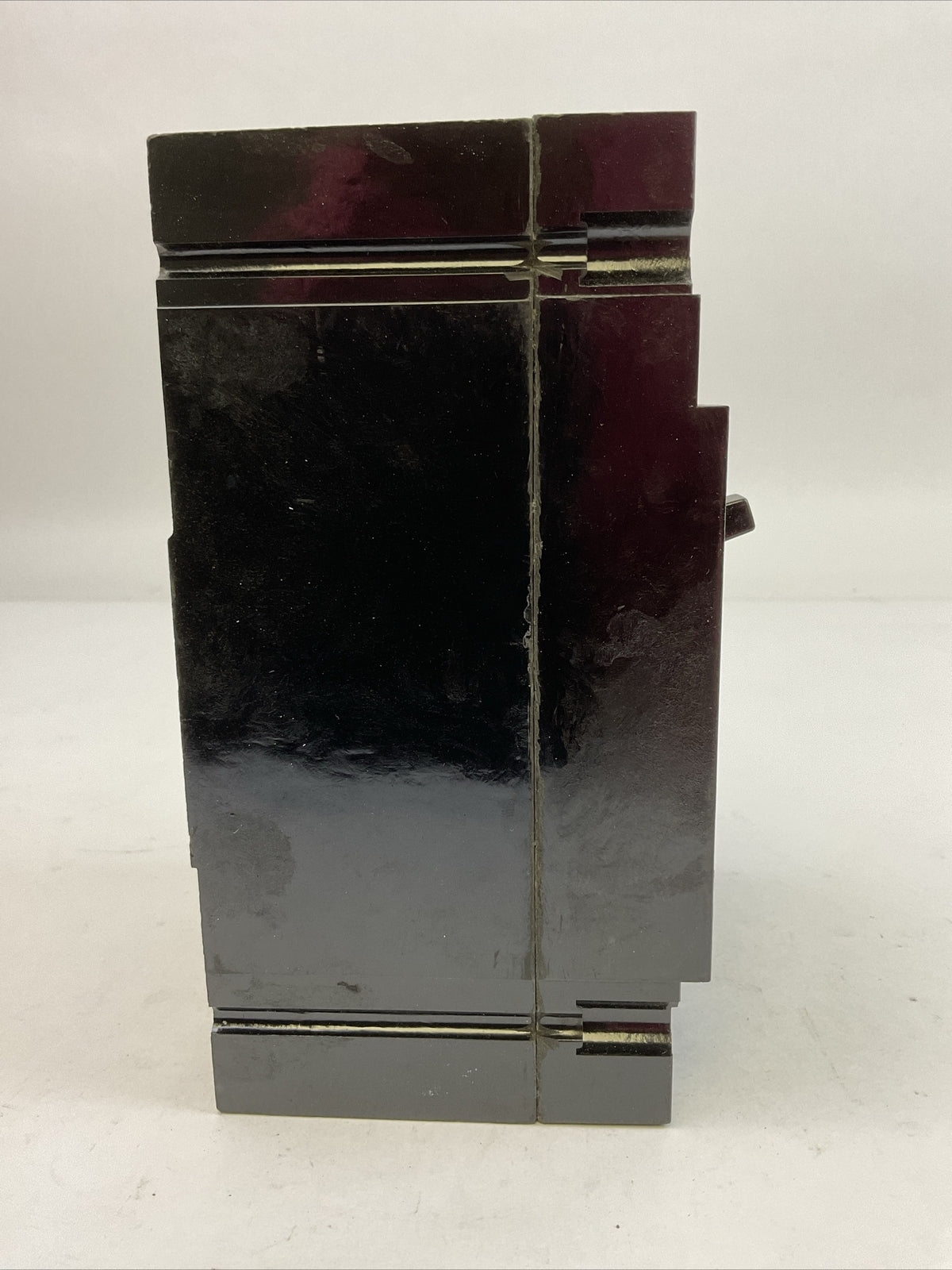 GE TED136030 CIRCUIT BREAKER 3POLE 30AMP 600VAC