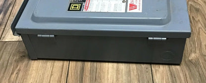 SQUARE D D222NRB SAFETY SWITCH  240VAC 60AMP SER.F01 TYPE3R (NO NEUTRAL)