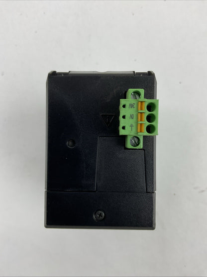 KEYENCE IX-1000 LASER SENSOR AMPLIFIER 24VDC 1.9A