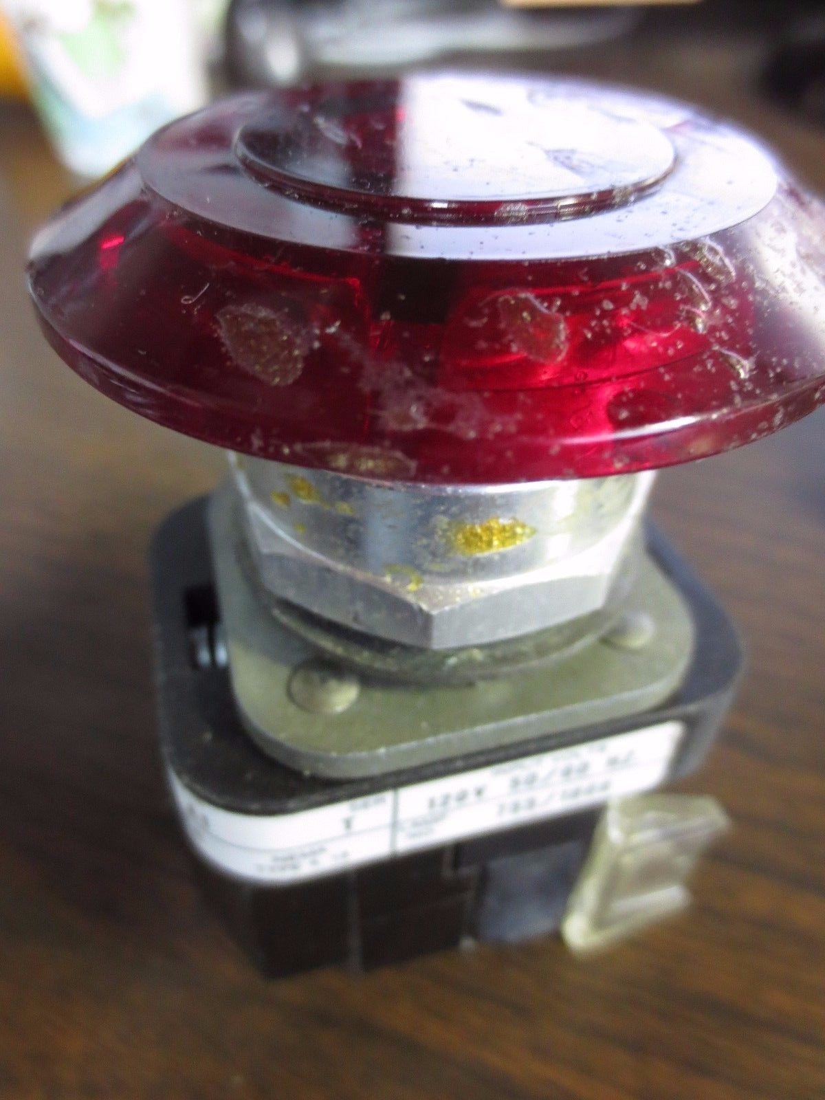 ALLEN-BRADLEY 800T-FXP A1 Ser. T MUSHROOM-HEAD PULL-TO-RELEASE BUTTON - RED