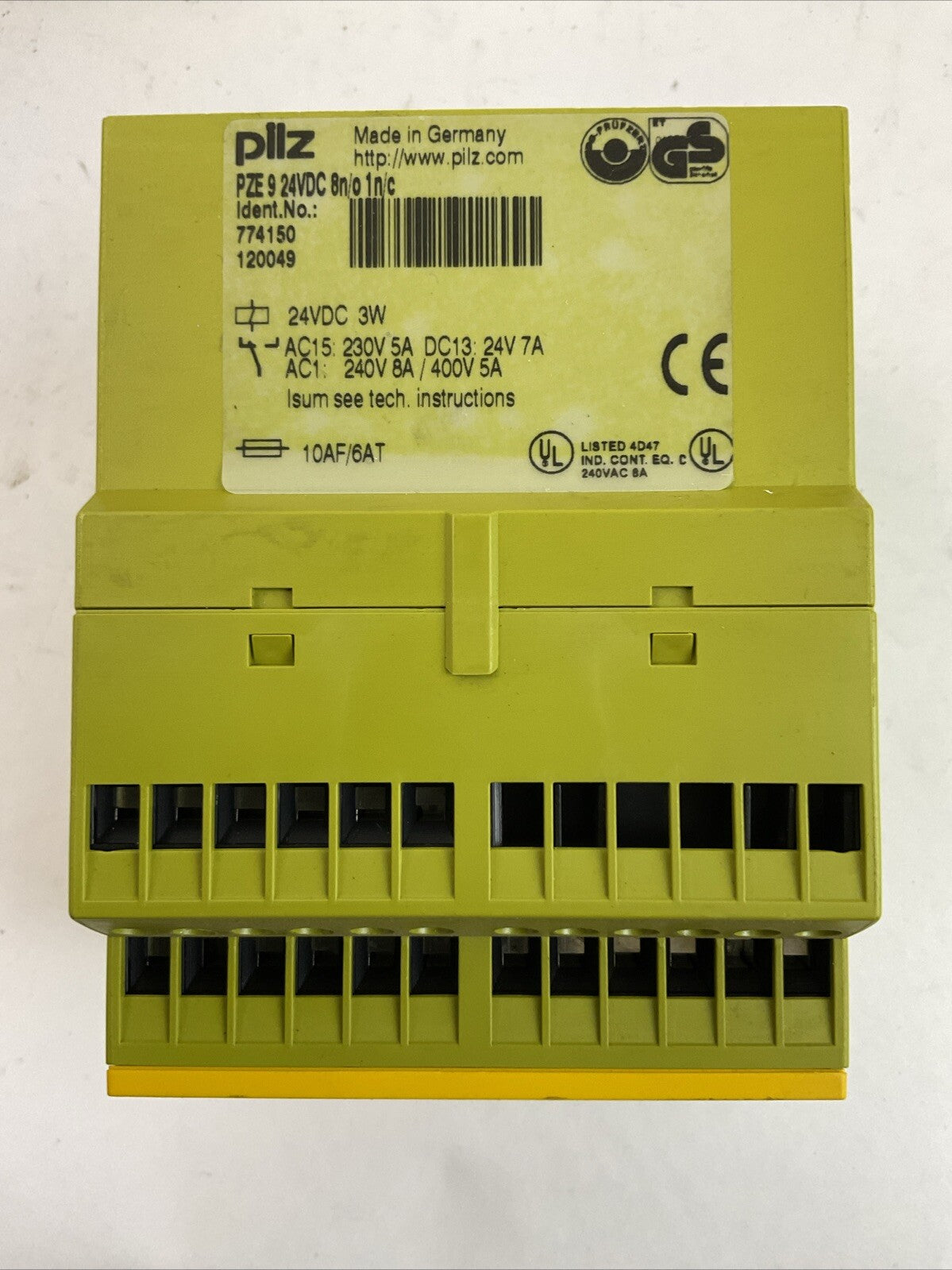 PILZ PZE 9 24VDC 8n/o 1n/c SAFETY RELAY