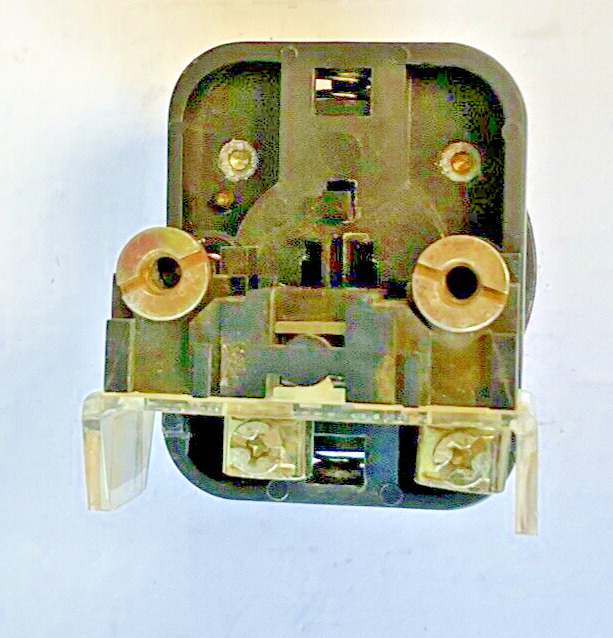 ALLEN BRADLEY 800T-FXT D4 PUSH BUTTON SER.T W/800T-XD4