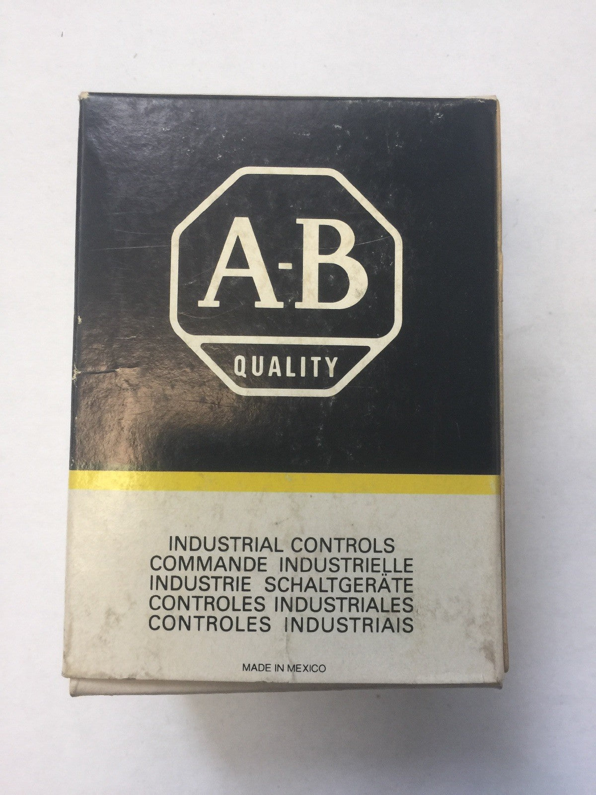 ALLEN BRADLEY 700-HT12AA24 TIMING RELAY 24VAC SER A