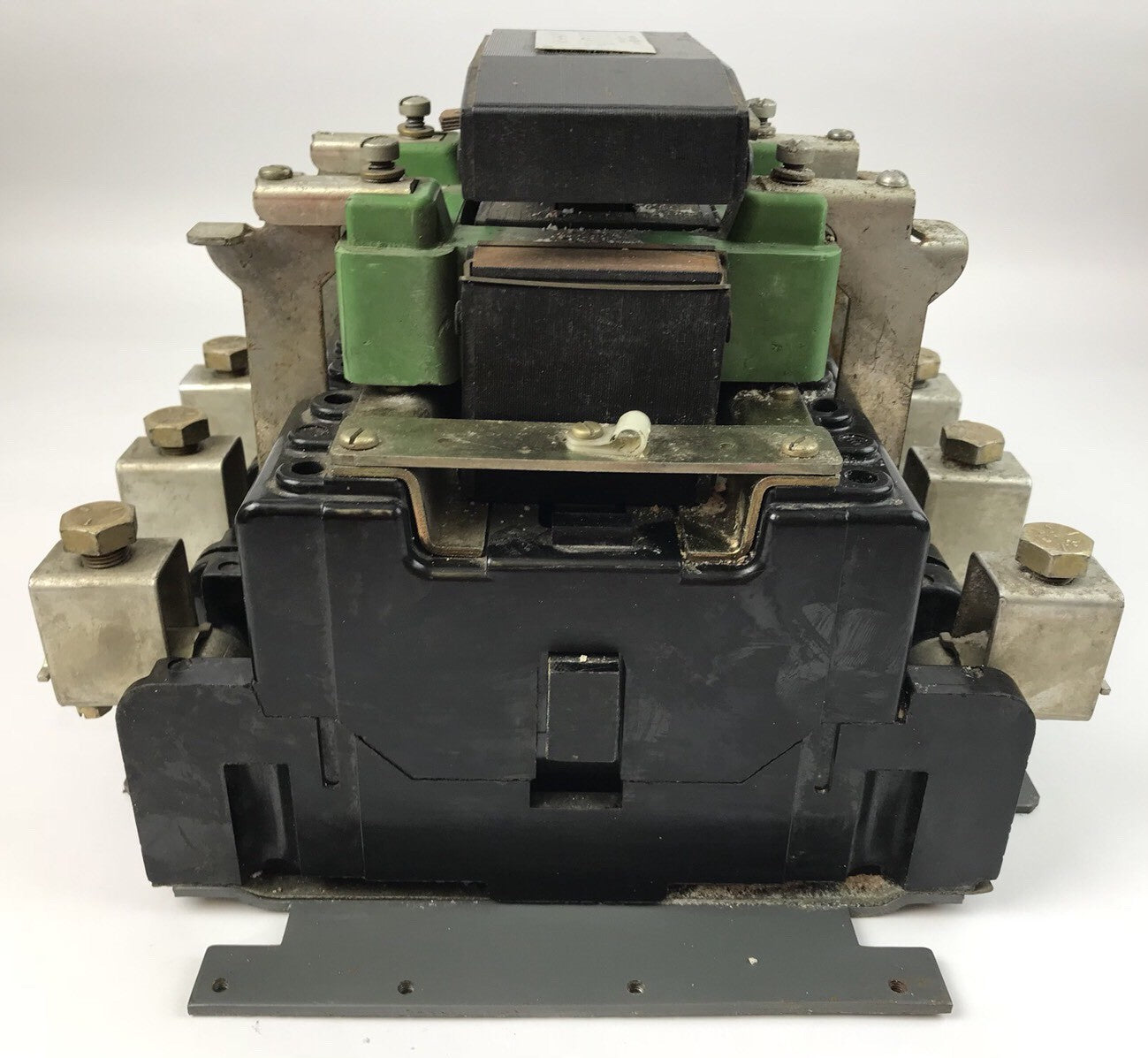 GE CR105G000DFA CONTROL NEMA SIZE 5 MAX VOLTS 600 AC MAX AMPS 300 * USED *