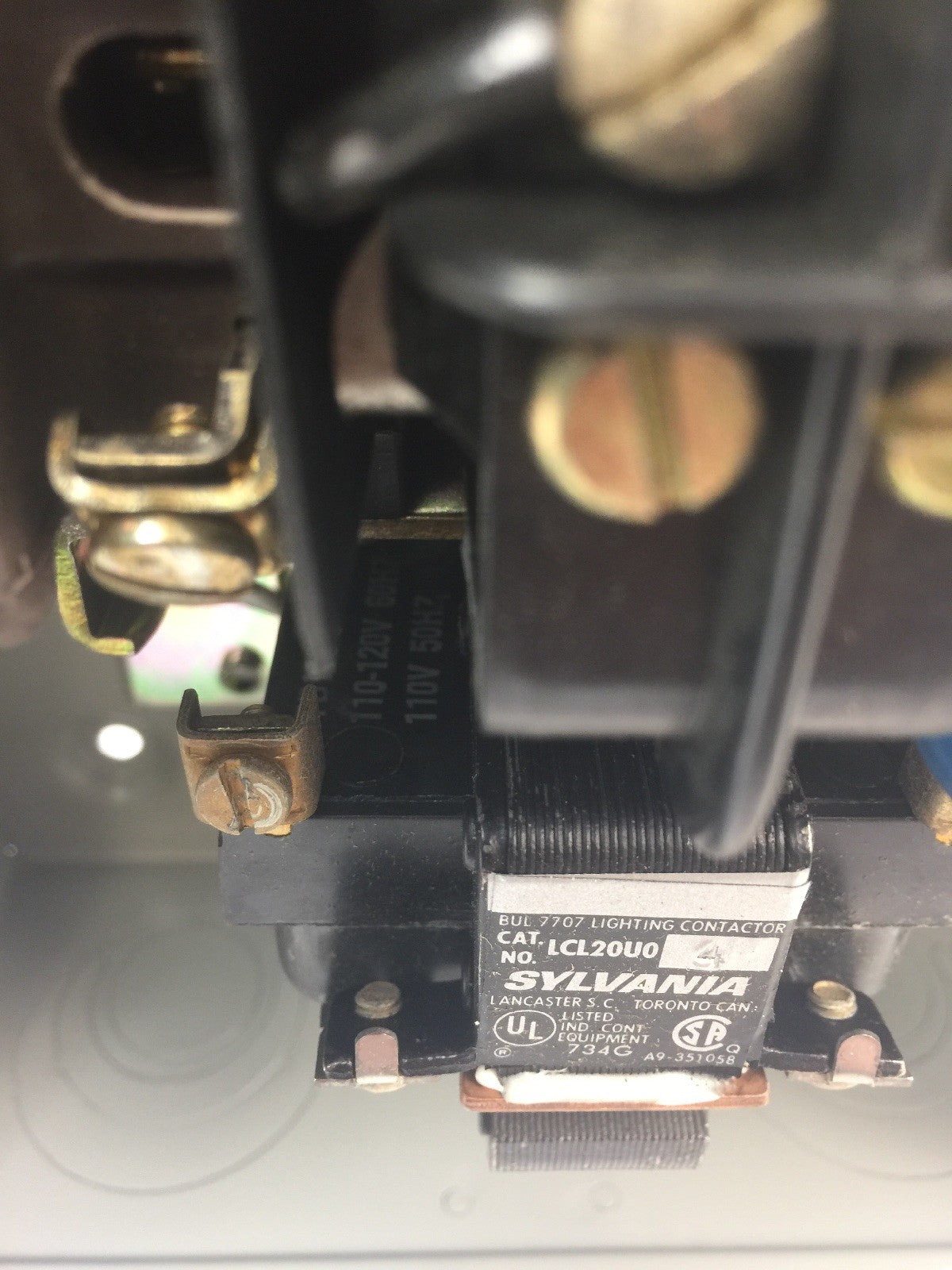 SYLVANIA LCL20A004-76 LIGHTING CONTACTOR 600VAC COIL 110-120V 60HZ 110V 50HZ