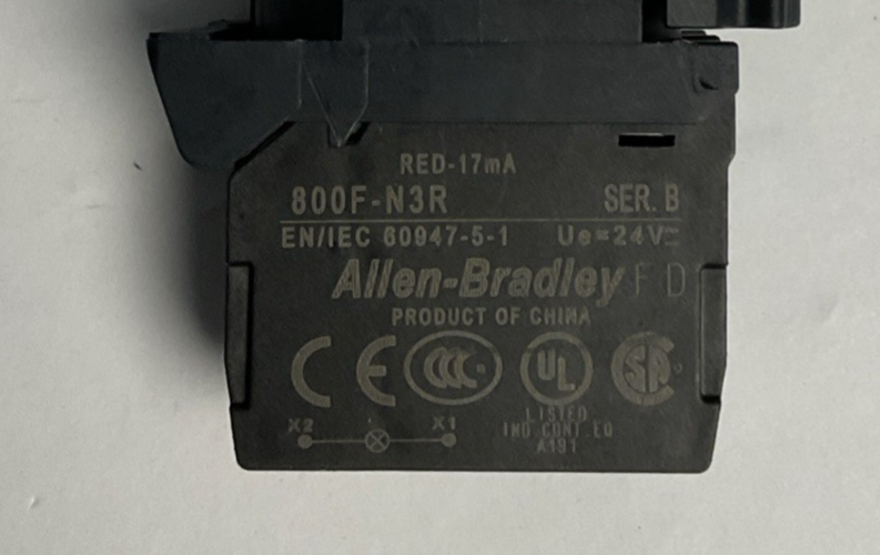 ALLEN-BRADLEY - 800F-N3R SER. B - RED PUSH BUTTON