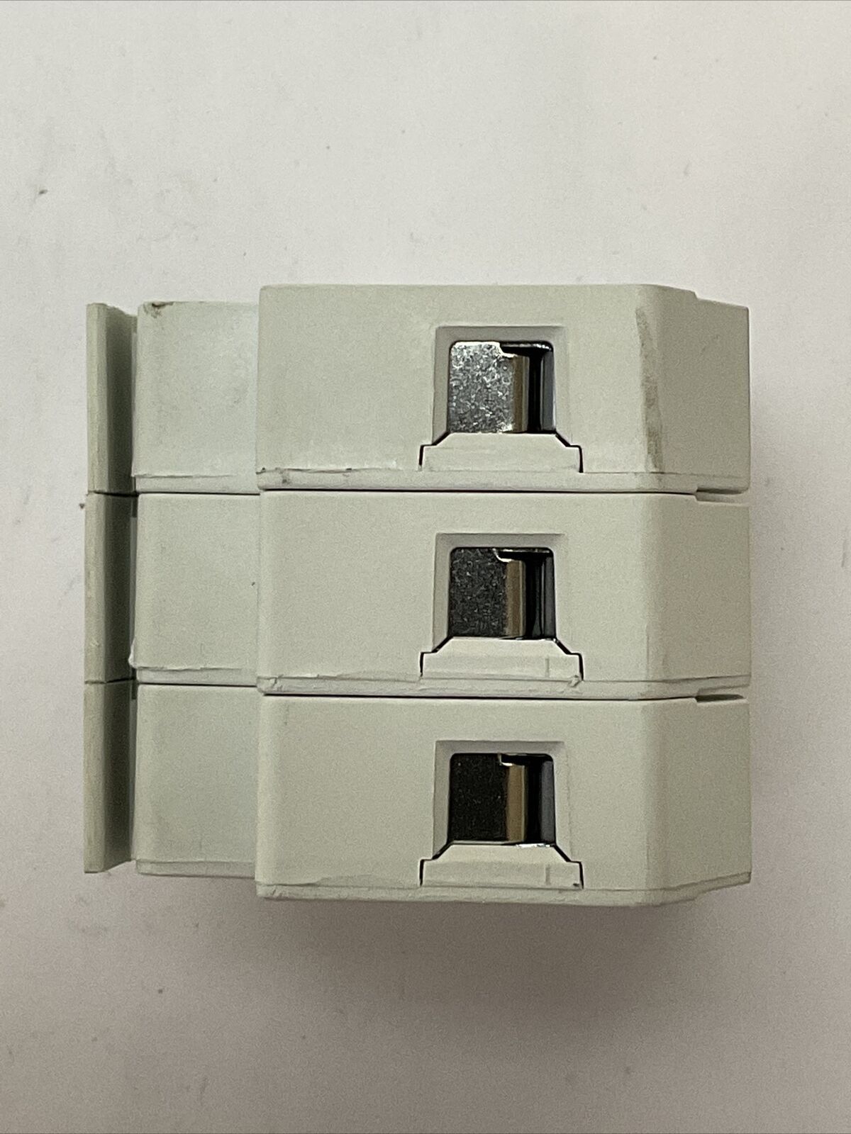 FERRAZ SHAWMUT USCC3 M217522 FUSE HOLDER USE CLASS CC FUSES 600V 30A 200kA