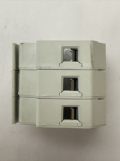 FERRAZ SHAWMUT USCC3 M217522 FUSE HOLDER USE CLASS CC FUSES 600V 30A 200kA