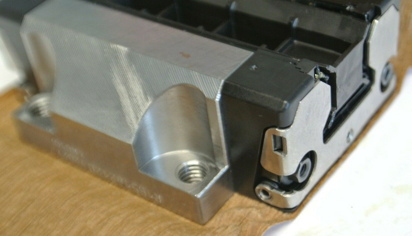 REXROTH R165182120 BALL RAIL RUNNER BLOCK / KWD-020-FNS-CS-S-SS... / NEW SURPLUS