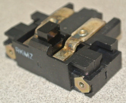 ALLEN-BRADLEY 595-A34 AUXILIARY CONTACT / 1 NO 1 NC / for SIZES 3-4 O/L RELAY