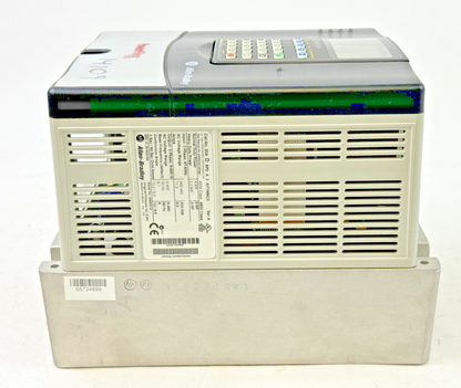 ALLEN-BRADLEY - 20AD8P0A3AYYNNC0 SER. A FW. 5.001 - POWERFLEX 70-480 VAC/3 PHASE