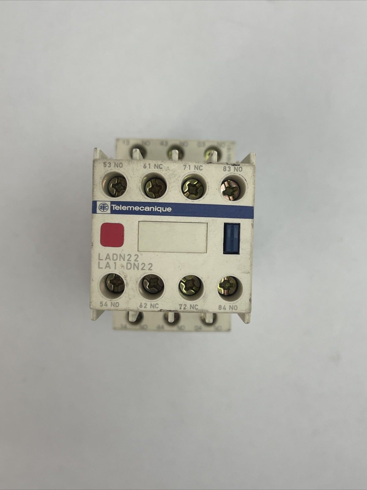 TELEMECANIQUE CAD50BD CONTACTOR 10A 600VAC COIL 24VDC LADN22 LA1 DN22 AUXILIARY