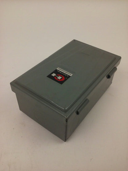 CUTLER HAMMER, 9575H770A, 509- A.C. RELAY, NEMA 1, 110V, 60 HZ, 1/4 H.P., NEW