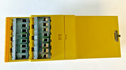 PILZ PNOZ X8P 120VAC 3N/0 2N/C 2SO SAFETY RELAY 120VAC 50-60HZ  6.5VA